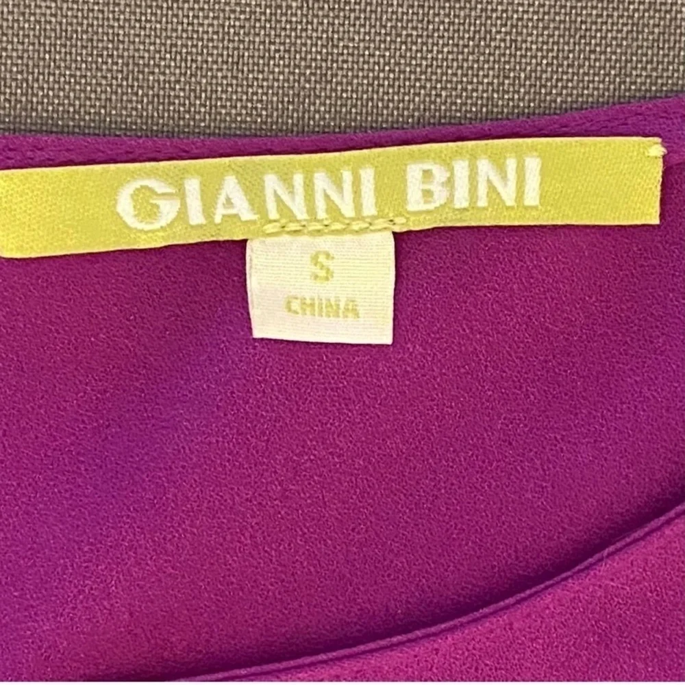 Gianni Bini Magenta Cold Shoulder Knee Length Dress Size Small